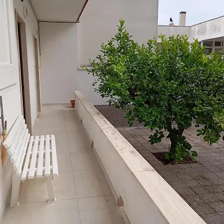 Il Giardino Dei Limoni بيت للعطل *